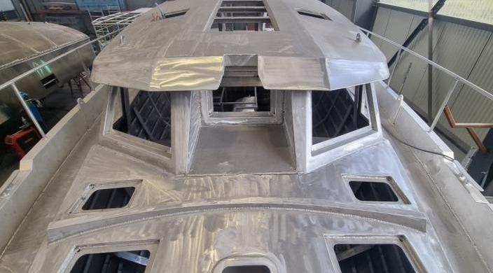 Coque aluminium en construction